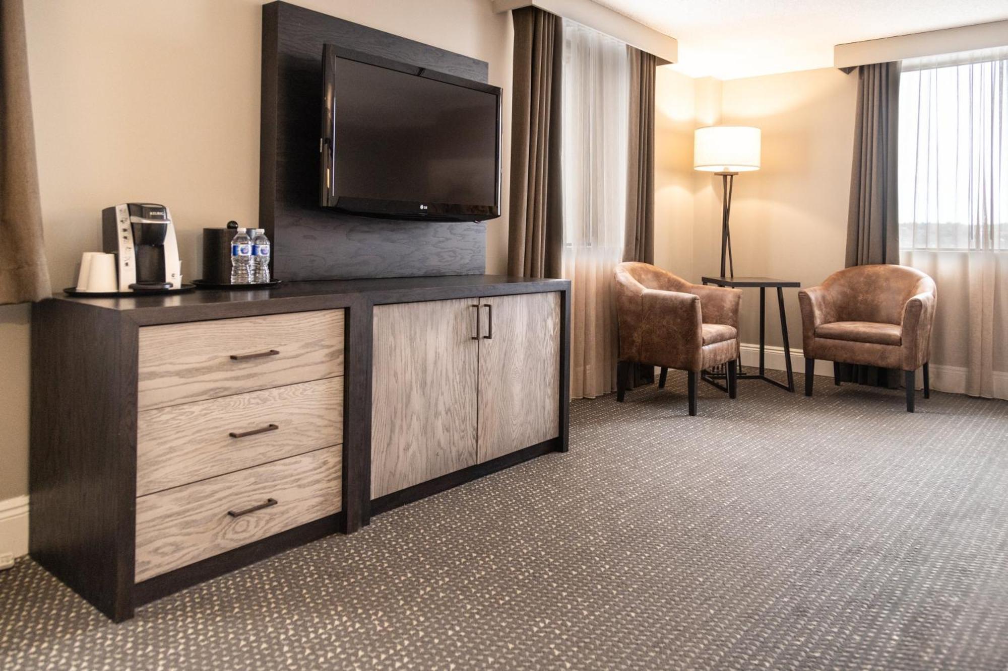 คราวน์ พลาซา เฟรดเดอริกตัน ลอร์ด บีเวอร์บรูก Hotel เฟรดริกตัน ภายนอก รูปภาพ
