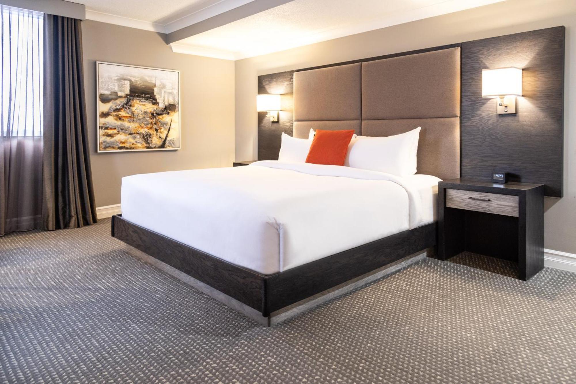 คราวน์ พลาซา เฟรดเดอริกตัน ลอร์ด บีเวอร์บรูก Hotel เฟรดริกตัน ภายนอก รูปภาพ